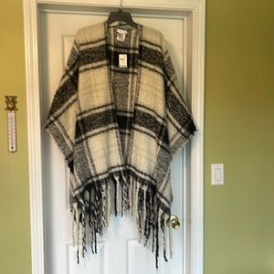 NWT Charter Club Plaid Shawl Cape Wrap Scarf with Fringe